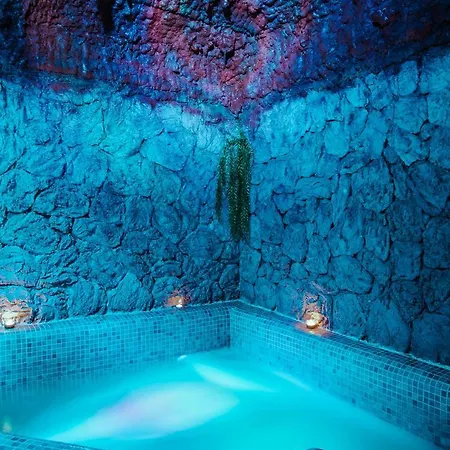 La Sorgente 4* برينديسي
